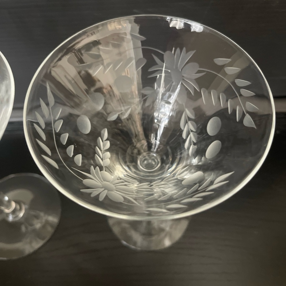Vintage Etched Floral 6” Martini Champagne Tall Sherbet Glass Set Of 2 EUC - Picture 3 of 8